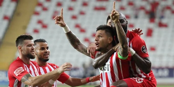 Антальяспор - Сивасспор