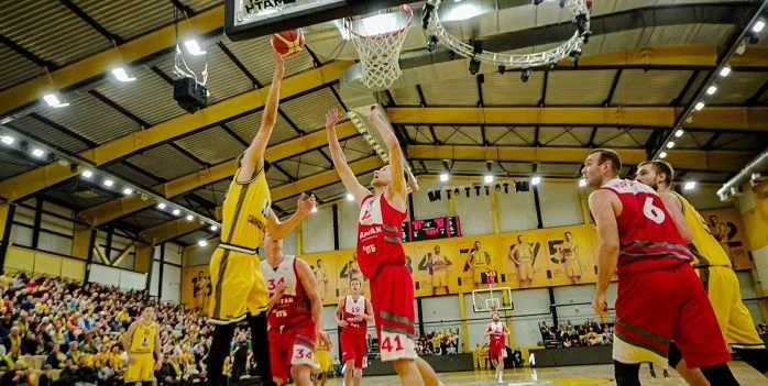 Спартак С-Пб - Восток-65 Спартак С-Пб - Восток-65