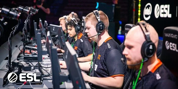 Fnatic - compLexity Gaming Fnatic - compLexity Gaming