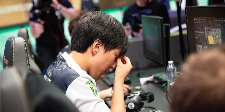 Suning Gaming - Top Esports Suning Gaming - Top Esports