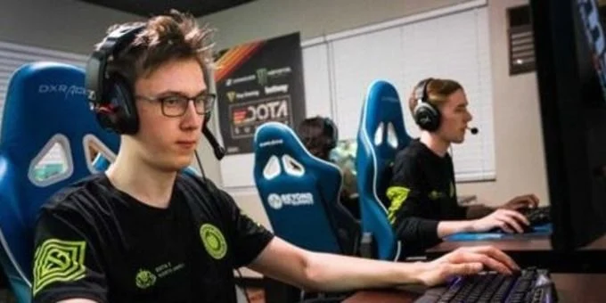 Team Unique - Chicken Fighters Team Unique - Chicken Fighters