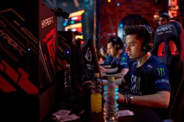 Evil Geniuses - 100 Thieves