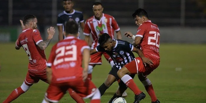 Реал Эстели - Дирианген