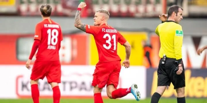 Аугсбург - Падерборн