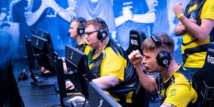 NaVi - FaZe Clan NaVi - FaZe Clan