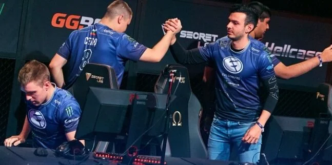 Evil Geniuses - Triumph Evil Geniuses - Triumph