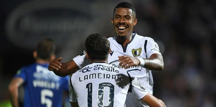 Жил Висенте - Фамаликан