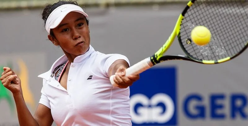 Лейла Фернандес - Анна Калинская