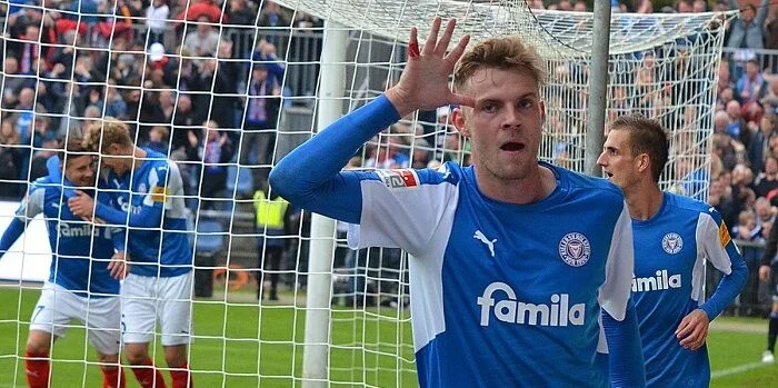 Хольштайн Киль - Веен Хольштайн Киль - Веен