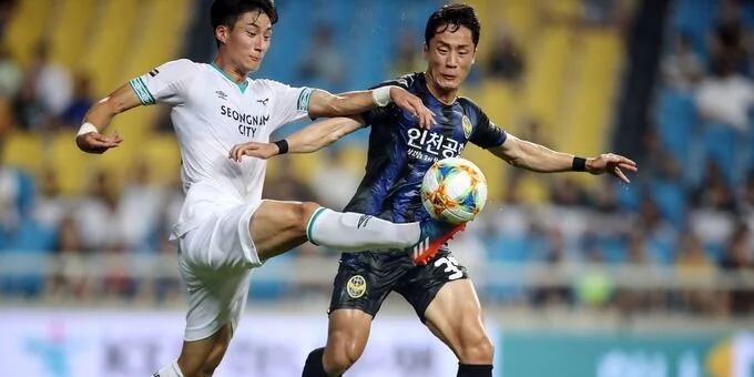 Инчхон Юнайтед - Пусан Ай'Парк Инчхон Юнайтед - Пусан Ай'Парк