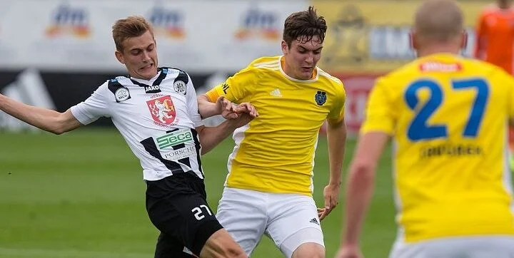 Градец Кралове - Влашим Градец Кралове - Влашим