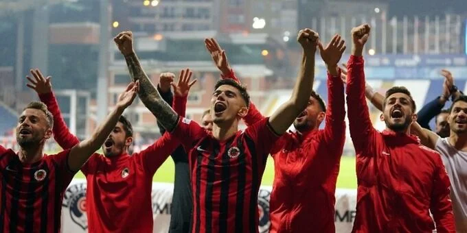 Генчлербирлиги - Касымпаша