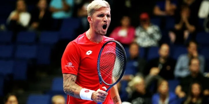 Роберто Баутиста - Деннис Новак Роберто Баутиста - Деннис Новак