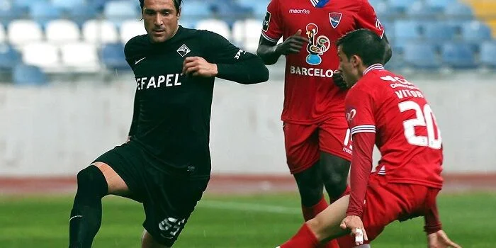 Витория Гимарайнш - Жил Висенте