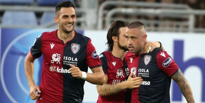 Кальяри - Лечче