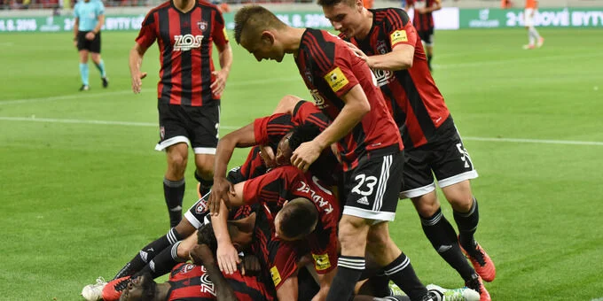 Спартак - Тренчин