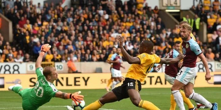 Бернли - Вулверхэмптон Бернли - Вулверхэмптон