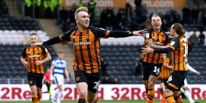 Халл Сити - Лутон Таун Халл Сити - Лутон Таун