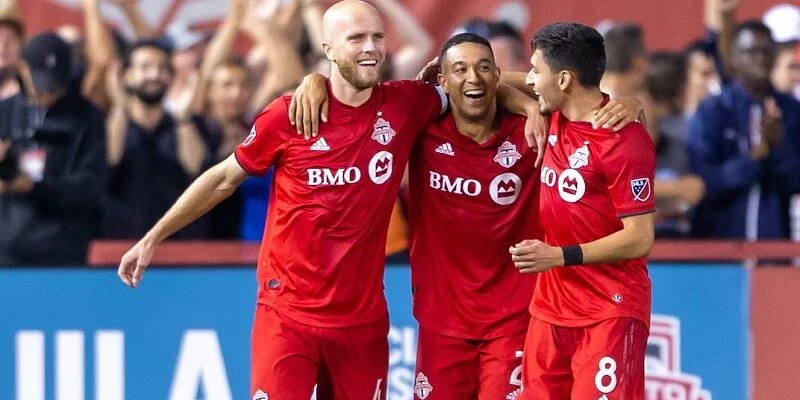 Торонто - Нью-Йорк Сити Торонто - Нью-Йорк Сити