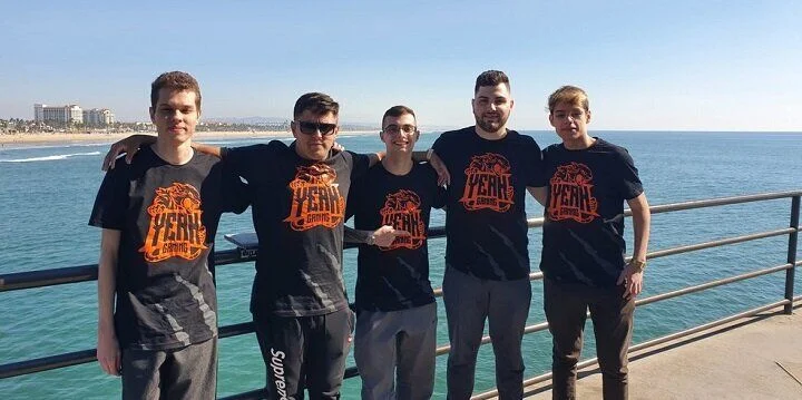 - New England Whalers - New England Whalers