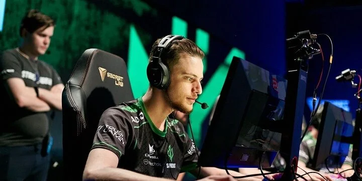 Alternate aTTaX - Alternate aTTaX -