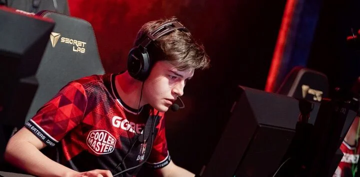 - Cyber Legacy - Cyber Legacy