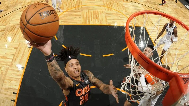 Орландо - Сакраменто