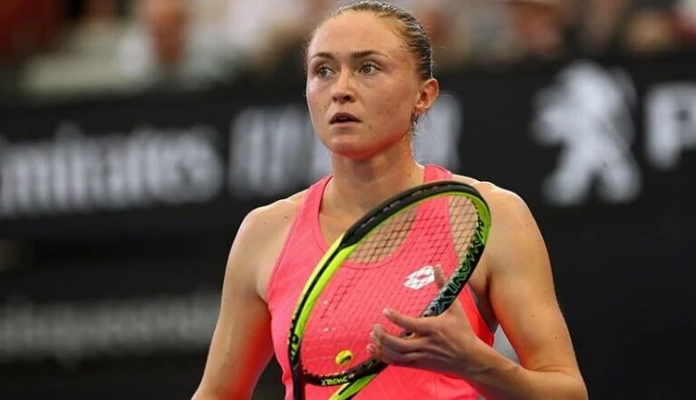 Жасмине Паолини - Александра Соснович