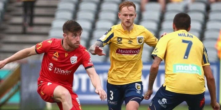 Аделаида Юнайтед - Сидней