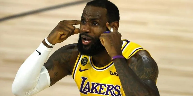 Лейкерс - Сакраменто