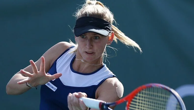 Жиль Тайкманн - Дженнифер Брэди