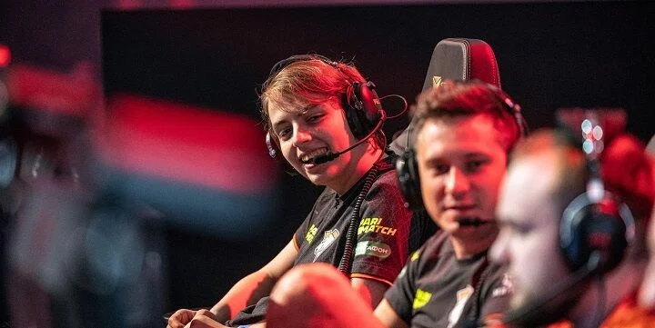 Virtus.Pro - NaVi Virtus.Pro - NaVi