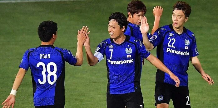 Гамба Осака - Урава