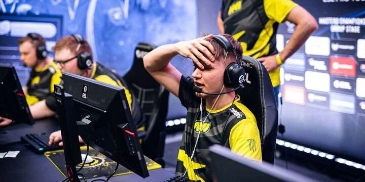 NaVi - compLexity Gaming NaVi - compLexity Gaming