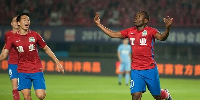 Шанхай Порт - Чунцин Лифан