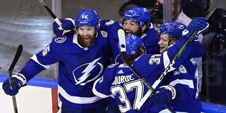 Тампа - Бостон