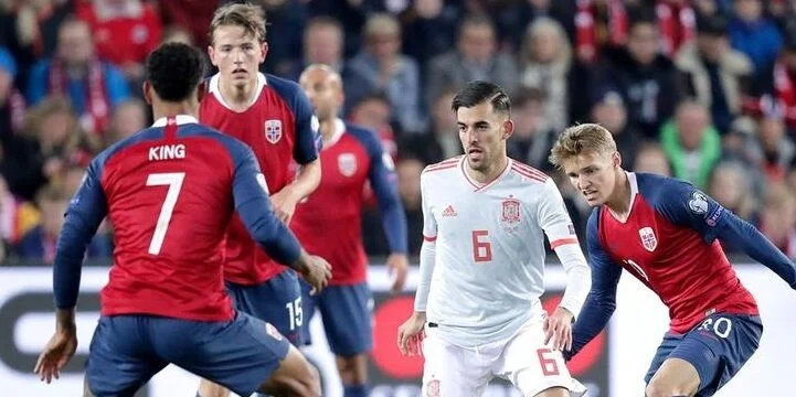 Норвегия - Австрия