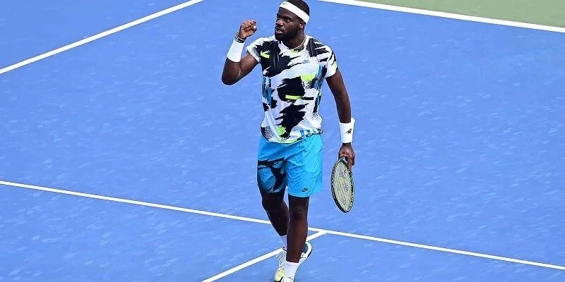 Мартон Фучович - Фрэнсис Тиафо