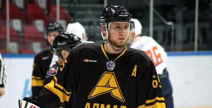 Алмаз - Сахалинские Акулы