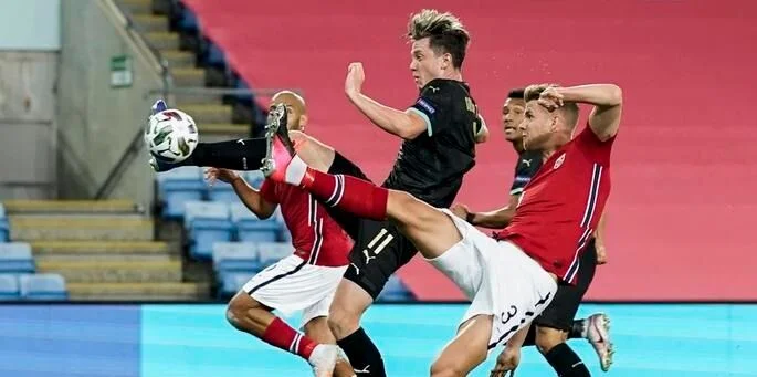 Северная Ирландия - Норвегия