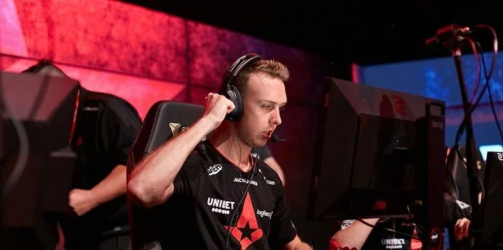 Team Vitality - Astralis Team Vitality - Astralis