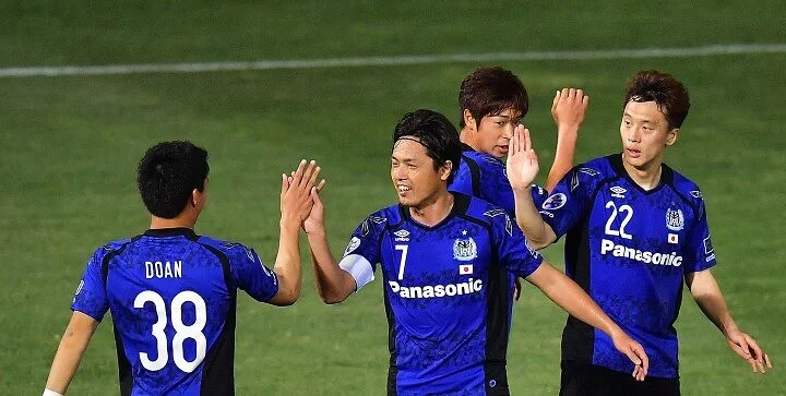 Гамба Осака - Сенан