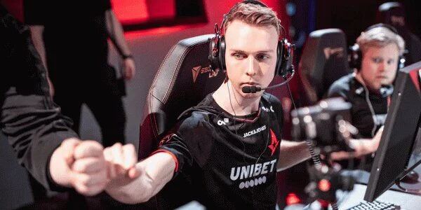 Fnatic - Astralis Fnatic - Astralis