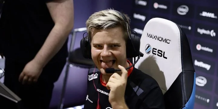 Astralis - Team Spirit