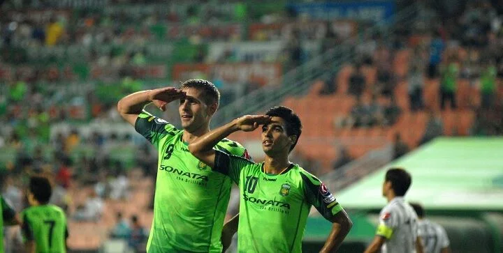 Чонбук - Пусан Ай'Парк Чонбук - Пусан Ай'Парк