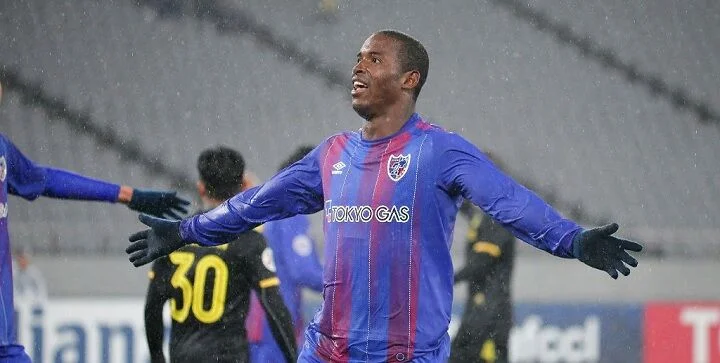 ФК Токио - Вегалта Сендай