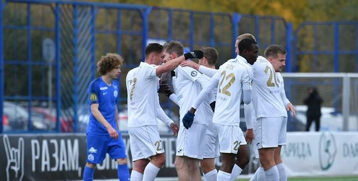 Ислочь - Динамо Мн