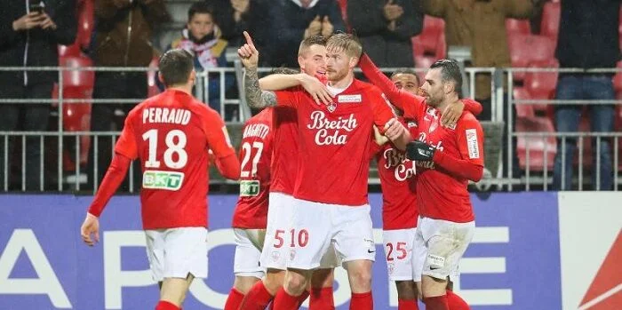 Брест - Лорьян Брест - Лорьян