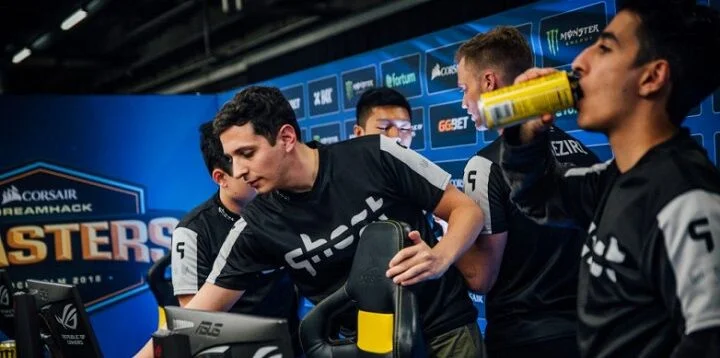 Chaos Esports Club - Cloud 9