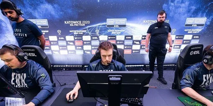 Evil Geniuses - Triumph Evil Geniuses - Triumph